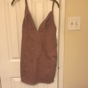 Brand new mauve Tobi fitted dress
